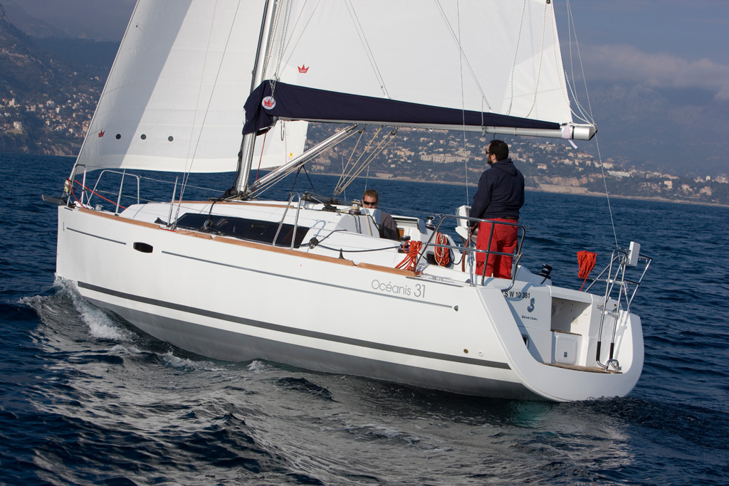segel charter yacht Oceanis 31 19